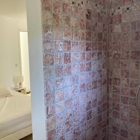 Ma Maison De *
